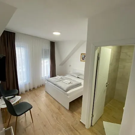 Prenociste Stari Grad - Old Town 3*