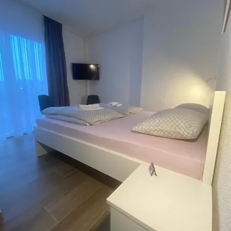 Prenociste Stari Grad - Old Town Pensjonat 3*