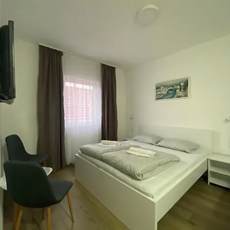 Prenociste Stari Grad - Old Town 3*