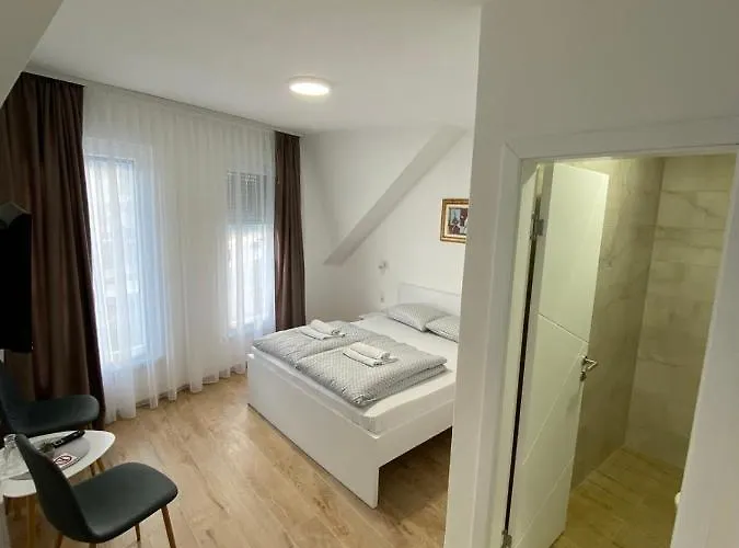 Prenociste Stari Grad - Old Town 3*