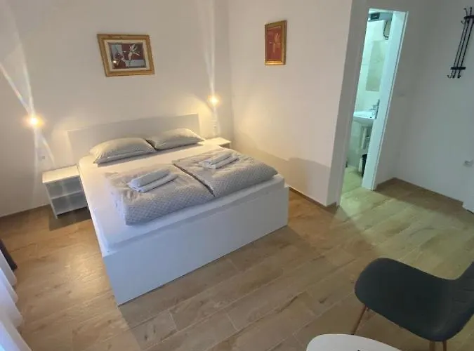 Konukevi Prenociste Stari Grad - Old Town Tuzla