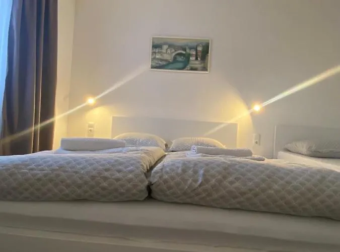 Prenociste Stari Grad - Old Town Konukevi Tuzla