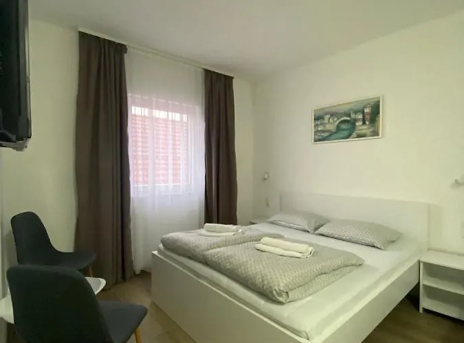 Prenociste Stari Grad - Old Town 3*