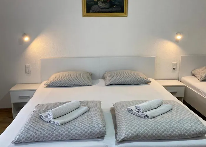 Prenociste Stari Grad - Old Town 3*