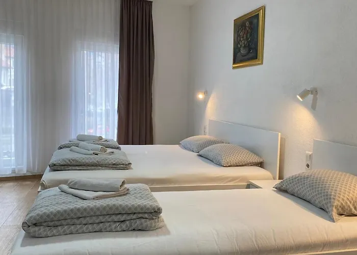 Konukevi Prenociste Stari Grad - Old Town